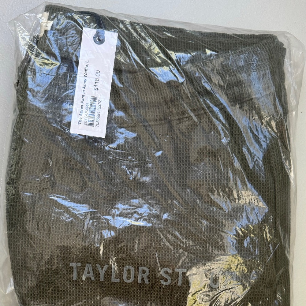 NEW - Taylor Stitch - Army Waffle - L